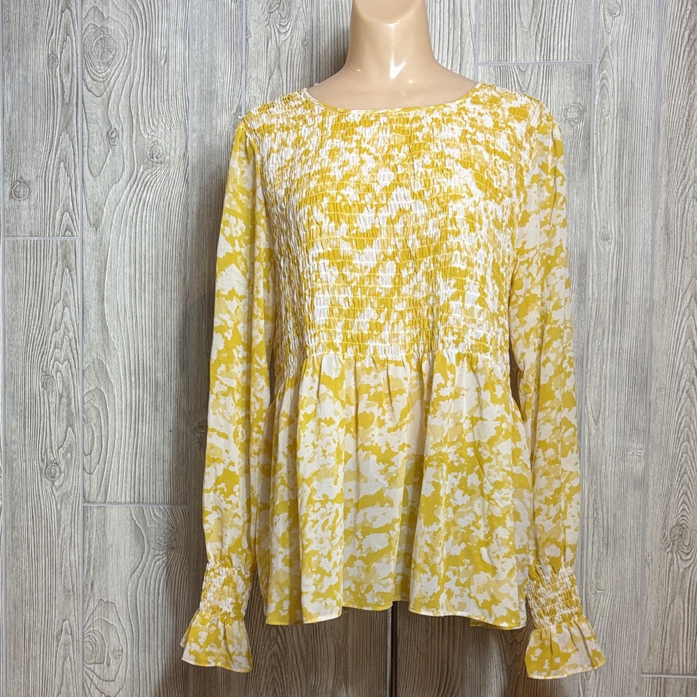 Rose & Olive Boho Yellow and White Floral Flowy Peasant Smocked Blouse- Size L